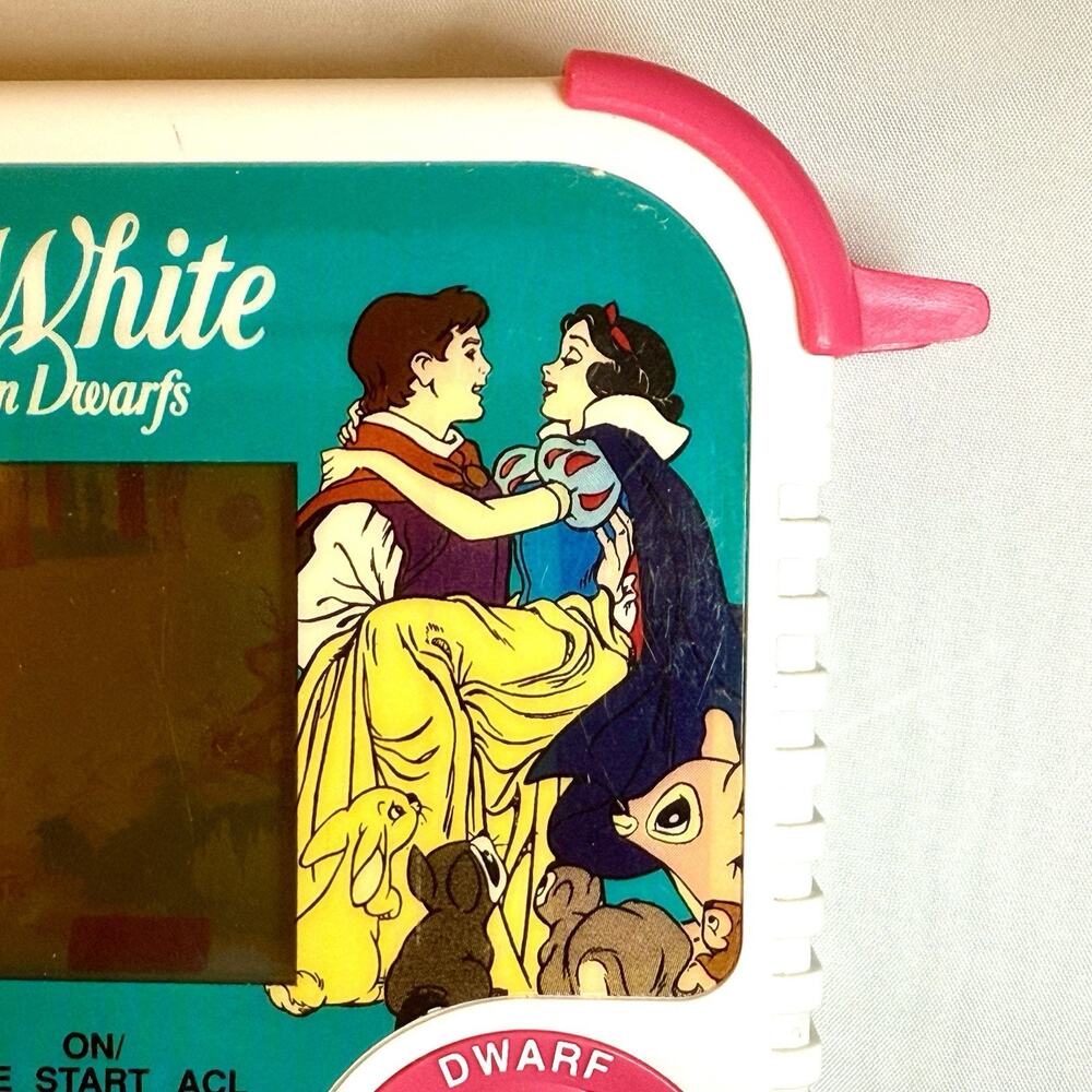 Vintage Tiger Snow White & Seven Dwarfs Electronic Handheld LCD Game Tested - Picture 4 of 7